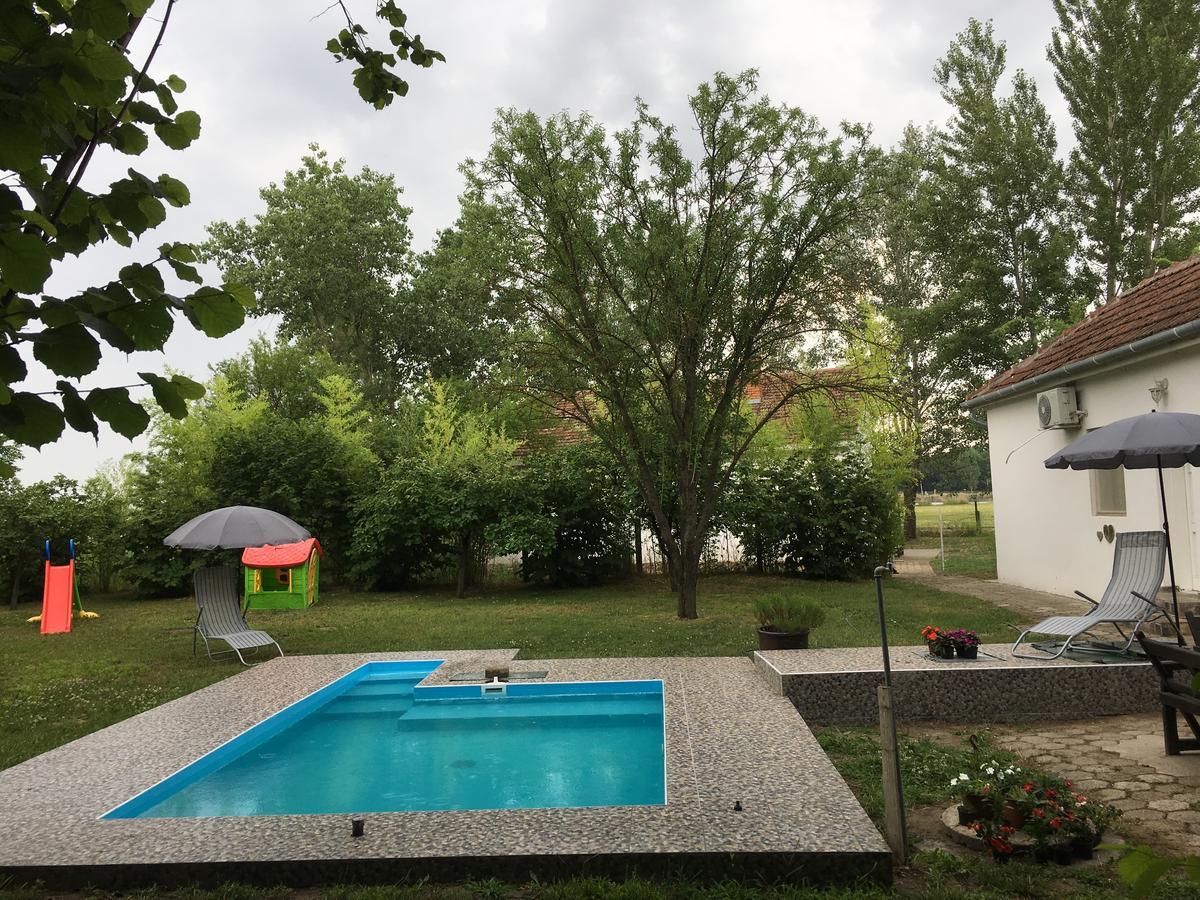 Casa Bella & Nova Otel Palić Dış mekan fotoğraf